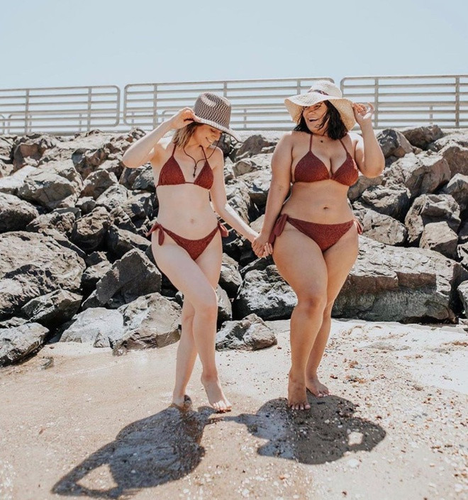 Hiện Denise là người mẫu ngoại cỡ đang lên và sở hữu thương hiệu thời trang riêng. Cô từng hợp tác với nhiều thương hiệu như Forever21, Target và JCPenney. Công việc chính của Maria là nhiếp ảnh gia, thường xuyên đồng hành trong các bộ ảnh thời trang với cô bạn thân. Đôi bạn luôn ủng hộ nhiệt tình chiến dịch #becauseitsmybody khuyến khích phụ nữ tự tin vào cơ thể mình.