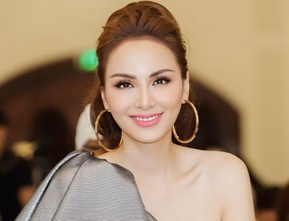 Lien tuc bi phat hien bang chung ly hon, vi sao Diem Huong van giau?