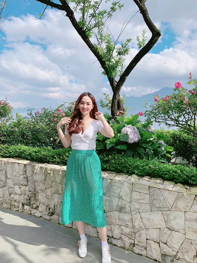 Ngô Trà My: Sau một năm đạt danh hiệu Á hậu Hoàn vũ Việt Nam 2015, Trà My lên xe hoa với doanh nhân Lê Hoàn, lớn hơn cô 13 tuổi.