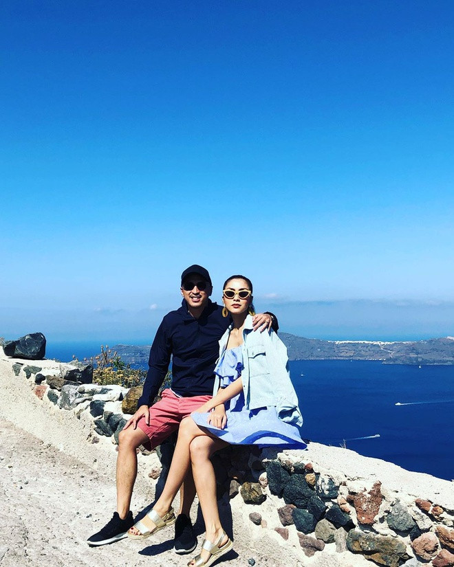 Về phía Tăng Thanh Hà, cô gần như rút khỏi showbiz để tập trung cho kinh doanh và chăm sóc các con.