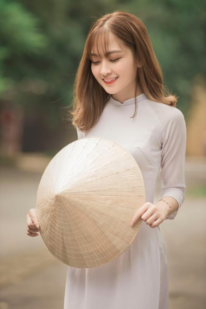  Nguyễn Thu Thủy chia sẻ, quãng thời gian sinh viên ở Học viện Tài chính sẽ là kỷ niệm khó quên. Thủy trưởng thành nhiều hơn, biết nhìn nhận và đánh giá mọi thứ một cách toàn diện, đa chiều. (Ảnh: Kiên Ka Ka)