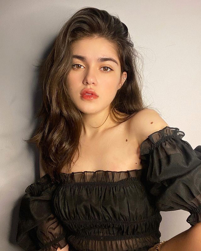 Thuý Anh từng mong ước có thể theo nghề người mẫu trong tương lai.