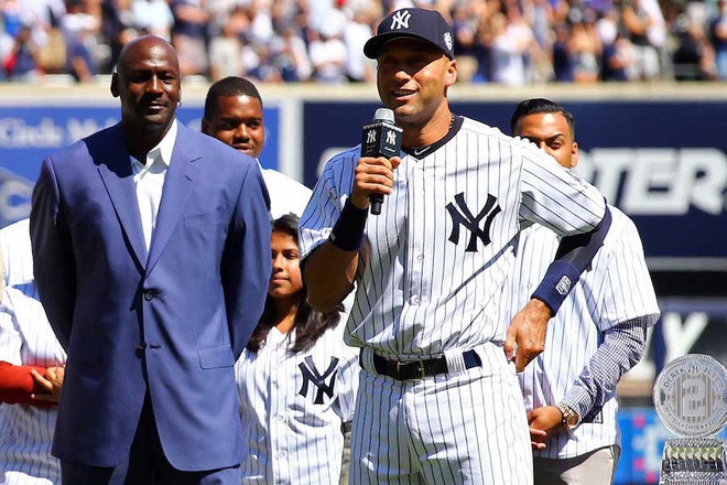 Bên cạnh bóng rổ, Michael Jordan còn đầu tư vào CLB bóng chày Miami Marlins. Ảnh: NBC Sports.