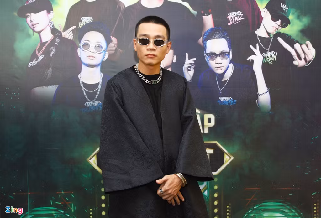 Suboi, Wowy và dàn sao đổ bộ thảm đỏ chung kết Rap Việt Suboi, Wowy va dan sao do bo tham do chung ket Rap Viet