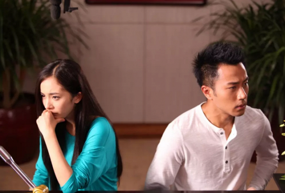 Duong Mich ly hon da lau nhung gio moi lo bo mat that cua Luu Khai Uy-Hinh-2