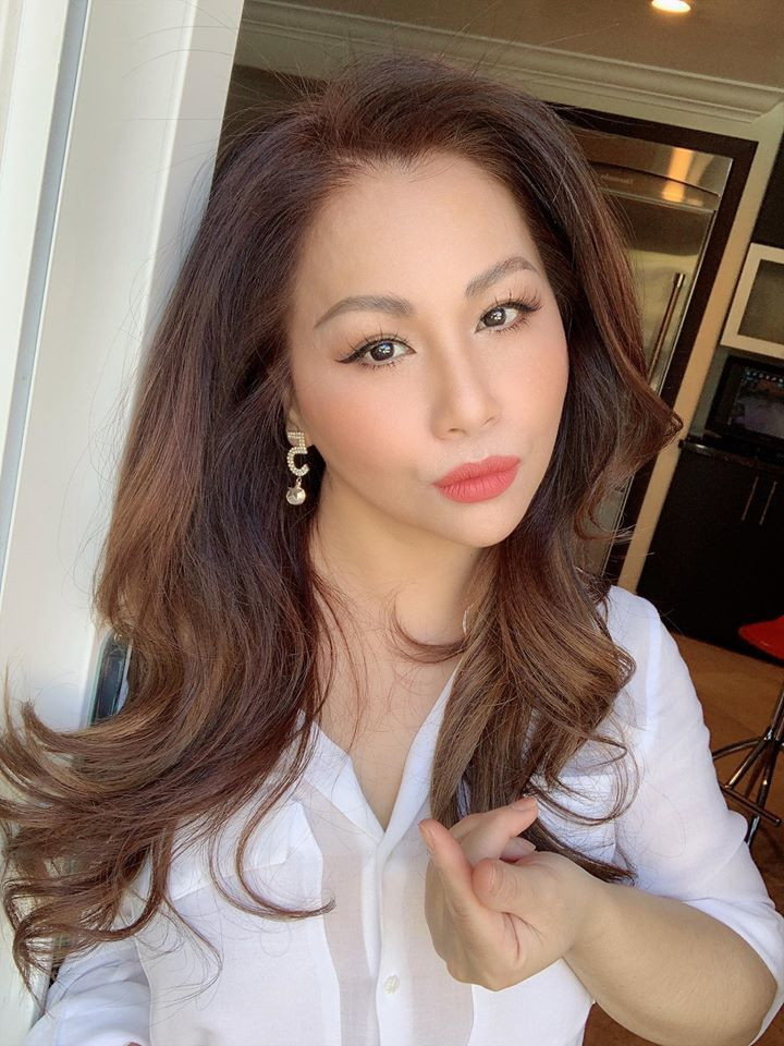 Minh Tuyết hiểu rằng những chuyện như thế này xảy ra thường xuyên với người hoạt động showbiz nhưng cô không cho rằng nghệ sĩ phải im lặng, ai nói gì cũng không trả lời lại. Vì thế, cô chọn cách phản hồi.