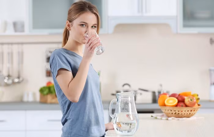 12 loi ich uong nuoc khi doi co the ban chua biet-Hinh-2