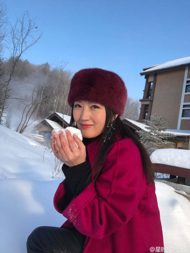 Trải qua cuộc tình với kết thúc không mấy tốt đẹp, giờ đây Dương Ngọc Ánh tận hưởng cuộc sống độc thân, dành thời gian đi du lịch hay ở bên gia đình và bạn bè, tự kiếm tìm niềm vui cho bản thân.