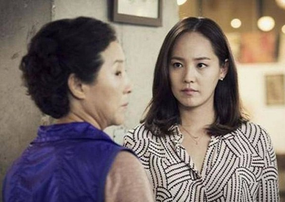 Me chong gai bay duoi con dau, khong ngo nhan lai bao ung tuc thi