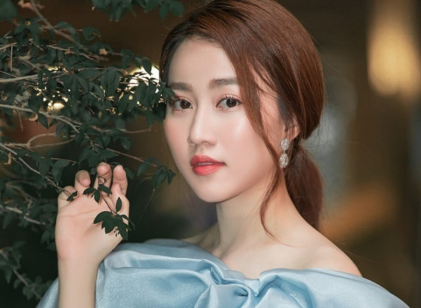 Qua xinh, my nu nay bi ban be doi danh, canh nam sinh me man 