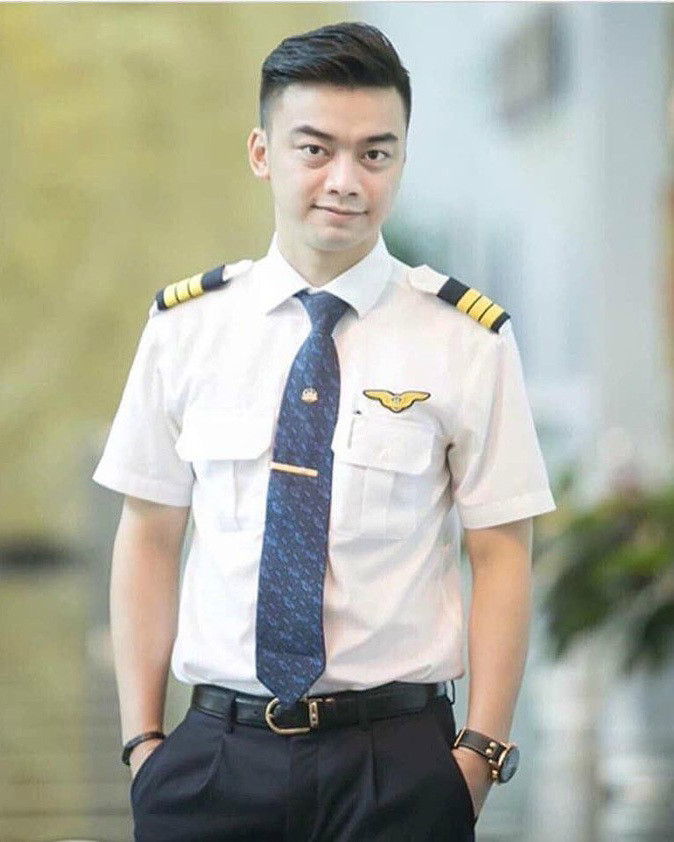 Hà Duy từng chia sẻ nghề phi công đến với anh như một cái duyên. Trong một lần tình cờ thử, anh đáp ứng đầy đủ các điều kiện cần thiết để trở thành một phi công. Vì vậy sau đó, anh quyết định theo học những kiến thức hàng không cơ bản. Một thời gian sau đó, Hà Duy sang Pháp học. Mãi đến khi cầm vào tay lái, anh mới tự tin mình làm được.