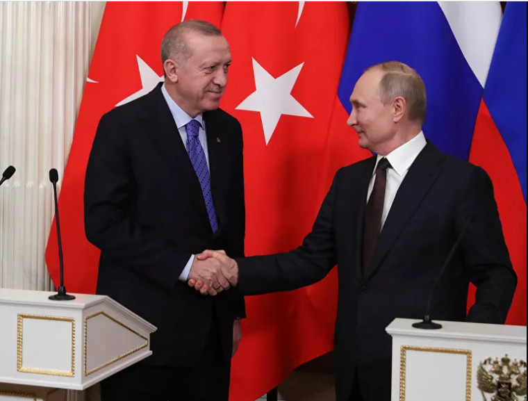 Từ ngày 2 đến ngày 6/3, trong khuôn khổ Hiệp ước Bầu trời mở, Thổ Nhĩ Kỳ đã đưa máy bay trinh sát thực hiện các chuyến bay quan sát trên lãnh thổ của Nga, để đáp lại các chuyến bay quan sát, do máy bay Nga thực hiện trên không phận Thổ Nhĩ Kỳ từ ngày 25 đến 28/2.