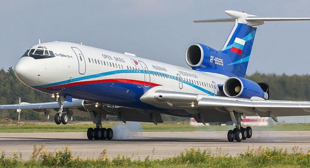 Hiệp ước áp đặt nghĩa vụ đối với mỗi quốc gia thành viên, trong việc chấp nhận một số chuyến bay do thám không vũ trang, trên lãnh thổ của mình, bởi các quốc gia khác, để thu thập dữ liệu về các hoạt động quân sự và tình hình vũ khí của nhau. Thỏa thuận kiểm soát vũ khí đa phương này, đã góp vai trò trong việc tăng cường sự hiểu biết lẫn nhau và giảm căng thẳng quân sự giữa các bên.