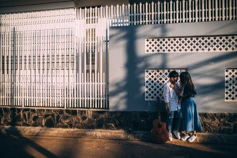 Cùng ngắm nhìn thêm những hình ảnh ngọt ngào của cặp đôi này nhé.