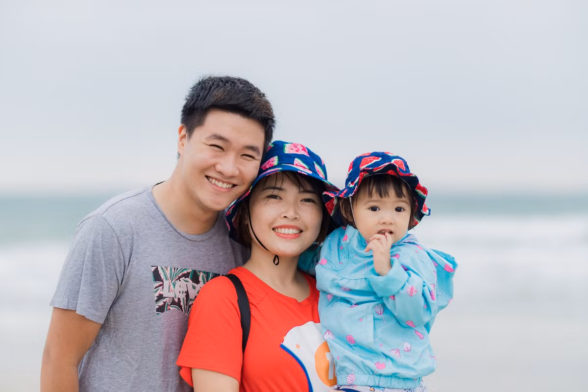 Tìm hiểu thêm về Duy Muối, anh chàng này cho biết mình chưa từng học qua bất cứ thiết kế, đồ họa, anh tự tìm tòi cách chỉnh ảnh để thỏa mãn sở thích của mình.