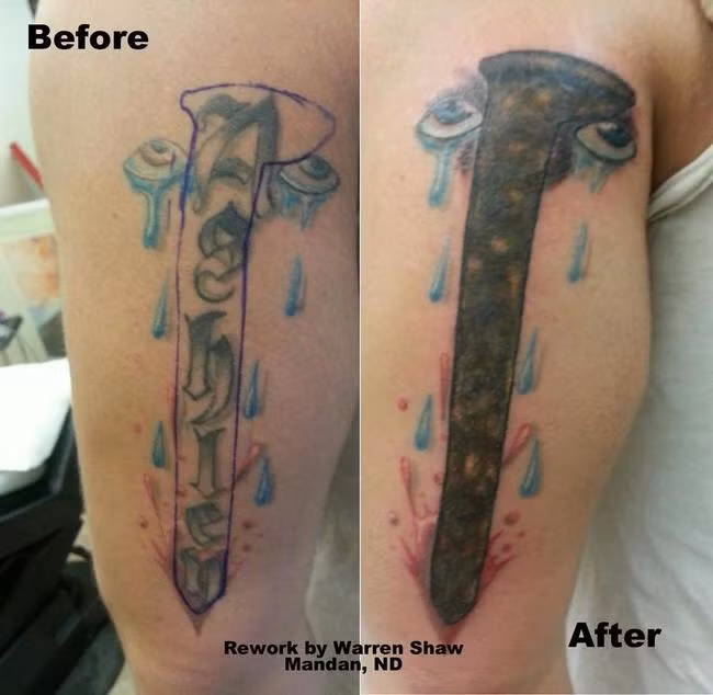 Sửa hình xăm cũ bằng cách xăm chèn lên được các bạn trẻ ngày nay rất ưa chuộng.