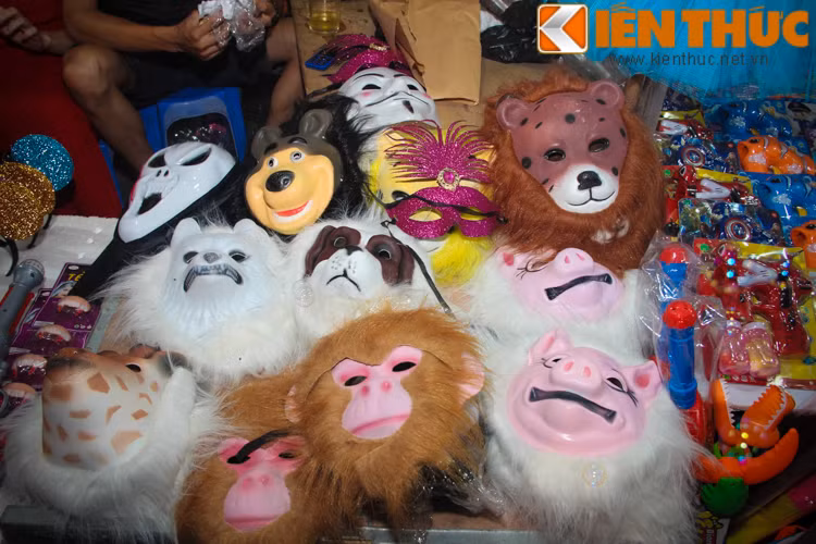 Theo nhiều người nghĩ rằng, xã hội càng hiện đại thì những nét văn hóa truyền thống ngày càng mất đi và đây cũng là vấn đề được nhiều thành viên trên mạng xã hội tranh luận những ngày vừa qua.