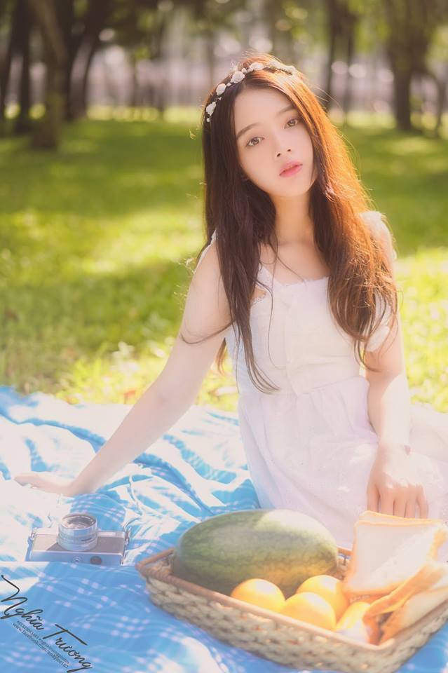 Chia sẻ một số dự định tương lai, Lan Hương tiết lộ rằng sắp tới sẽ quay trở lại với nghệ thuật và nhìn công việc này một cách đứng đắn hơn.