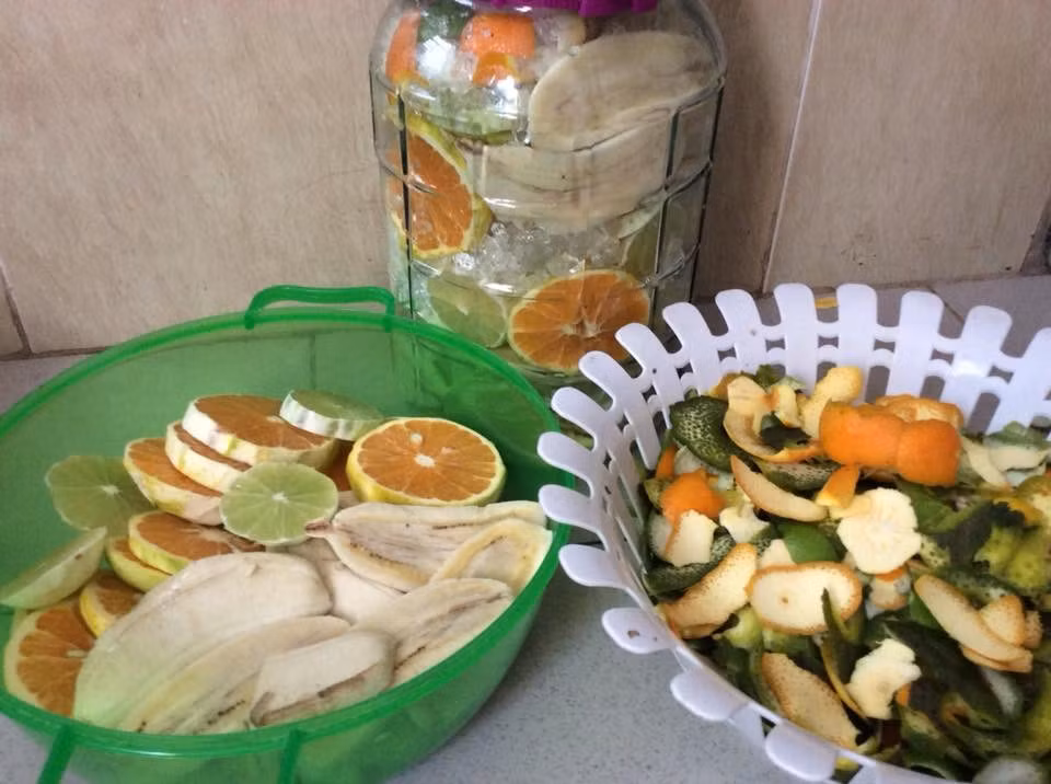 Còn trên phương diện hóa học, khi pha rượu với thức uống chứa đường thì phản ứng hóa học giữa đường và rượu tạo thành Ete. Một chất gây tê gây mê và có thể dẫn đến cái chết cho người sử dụng nếu nồng độ cao.