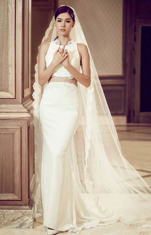 Thời gian gần đây, nhiều cư dân mạng liên tục đặt câu hỏi cho việc liệu Mạc Hồng Quân sắp cưới Kỳ Hân hay cặp đôi "tai tiếng" này chỉ tung "chiêu" để khiến bản thân ngày một được nhiều người chú ý hơn.