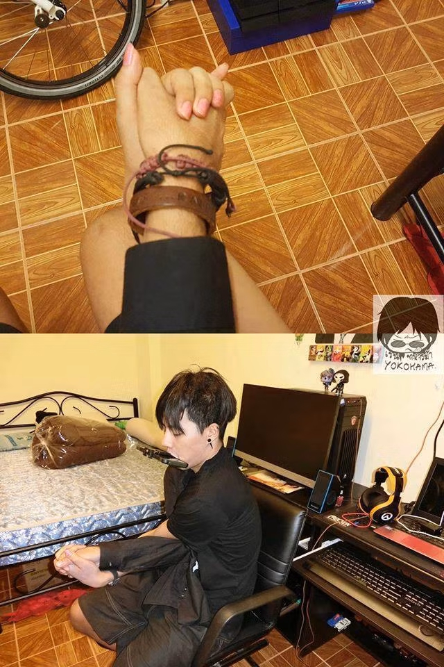 Quá đơn giản cho một cái nắm tay để cho mọi người thấy mình có bạn gái.