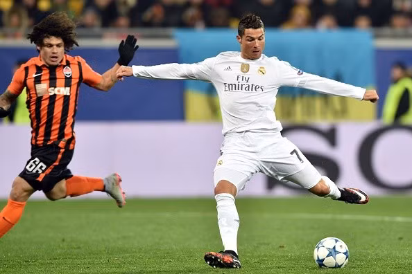 Cristiano Ronaldo ghi dấu ấn trong cả 4 bàn thắng của Real trước Shakhtar Donetsk (4-3) với 2 pha lập công cùng 2 đường kiến tạo. Tính từ mùa 2012/13, CR7 ghi 33 bàn và kiến tạo 20 lần tại giải đấu danh giá nhất lục địa già.
