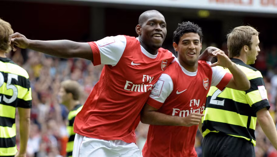 Jay Emmanuel-Thomas là một sản phẩm của lò đào tạo trẻ Arsenal. Cầu thủ này được đánh giá là mẫu cầu thủ vô cùng kỹ thuật và giàu thể lực. Tuy vậy kể từ lần ra mắt đội một đầu tiên vào năm 2009, Emmanuel-Thomas mất tích hẳn và lang bạt đến rất nhiều các bến đỗ khác nhau trước khi ký hợp đồng với Ipswich Town.