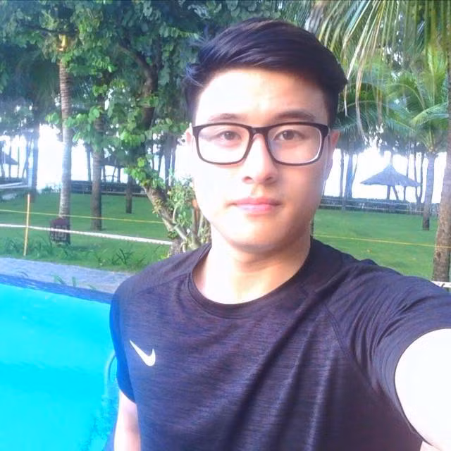 Mới đây, chàng trai vinh dự nhận giải thưởng MC của năm do đội Văn nghệ xung kích, Học viện Báo chí và Tuyên truyền trao tặng.