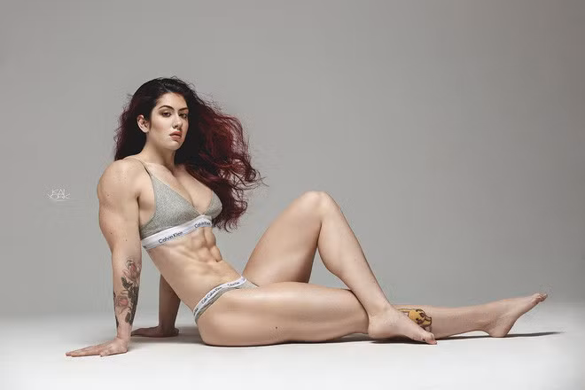 Những khối cơ bắp cuồn cuộn của Natasha khiến khối đấng mày râu phải ngưỡng mộ và mong muốn sở hữu. Tuy nhiên, nhiều người lại cho rằng là phụ nữ, cô nàng này quá phá cách với thân hình lực lưỡng.