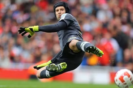 Sau khi chia tay Chelsea, Petr Cech nhanh chóng trở thành tài sản rất đáng giá của Arsenal.
