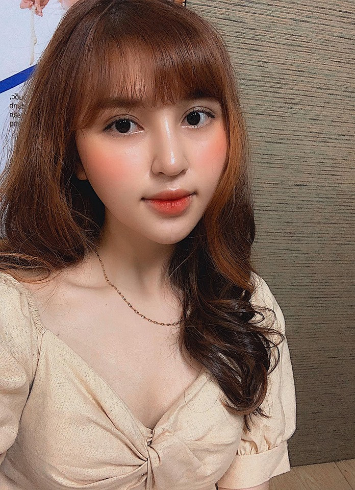 Nhờ luyện tập thể dục chăm chỉ kết hợp với chế độ ăn uống hợp lý, Châu Phương giảm được 36 ký trong vòng 5 tháng.