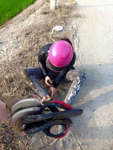 Trong những ngày Tết cổ truyền, với tình trạng say rượu bia "ngất ngưởng", nhiều người rơi vào tình trạng dở khóc dở cười. Đây cũng chính là vấn đề được cư dân mạng liên tục cập nhật trong những ngày vui xuân mới.