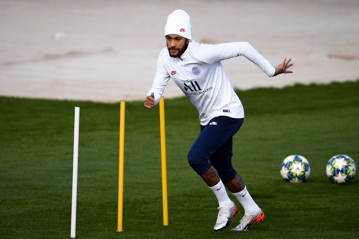 Thông tin mới từ Mundo Deportivo, thương vụ chiêu mộ Neymar của Barcelona hoàn toàn có thể diễn ra trong thời gian tới. Nếu không là mùa đông, mùa hè 2020 sẽ là thời điểm thích hợp để nhà đương kim vô địch La Liga thực hiện điều này.