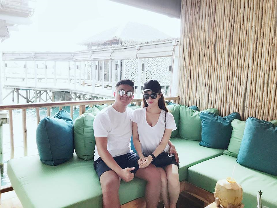 Vân Navy gặp bạn trai tại thời điểm khó khăn khi cô mới "chân ướt chân ráo" vào Sài Gòn. Cô từng chia sẻ định mệnh đã mang anh đến và giúp cô vượt qua giai đoạn cô đơn, khó khăn nhất trong cuộc đời.