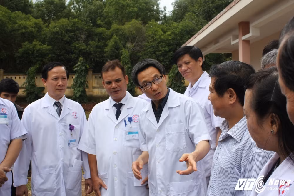 Pho Thu tuong kiem tra tinh hinh dich sot xuat huyet tai TN-Hinh-3