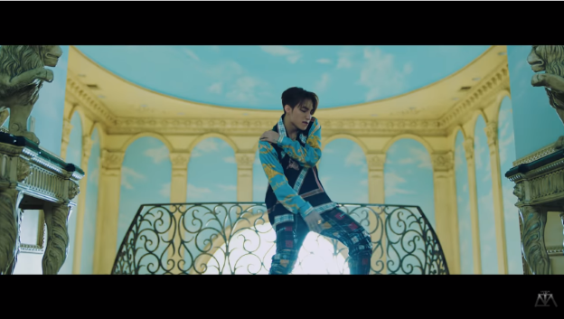 Thậm chí trên Youtube, những video cover điệu nhảy đau tay của Sơn Tùng M-TP có lượt xem khủng lên đến hàng nghìn người.