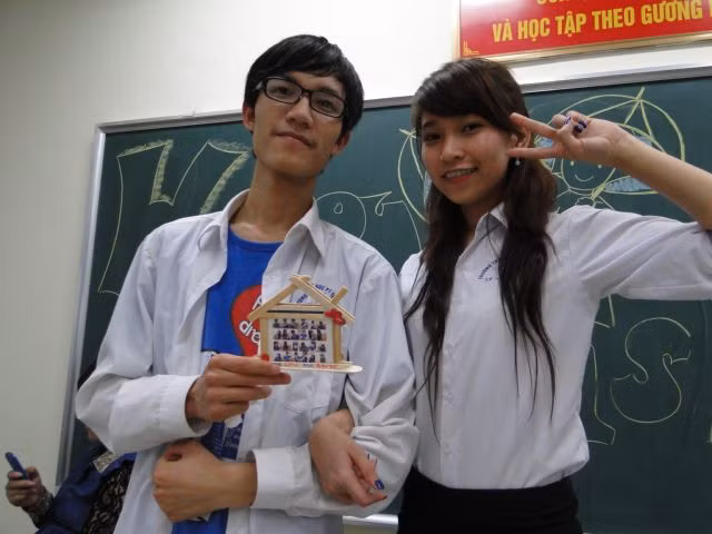 Đồng thời, An Ninh còn là MC của Xin chào Kim Chi - chương trình giới thiệu văn hóa và cuộc sống tại Hàn Quốc đến các bạn trẻ Việt Nam.