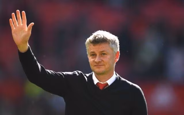  Chuyển nhượng cầu thủ từ Manchester Evening News, MU tìm kiếm thêm sự lựa chọn nơi trung tuyến khi Ander Herrera đã ra đi, còn Nemanja Matic đã có dấu hiệu tuổi tác.