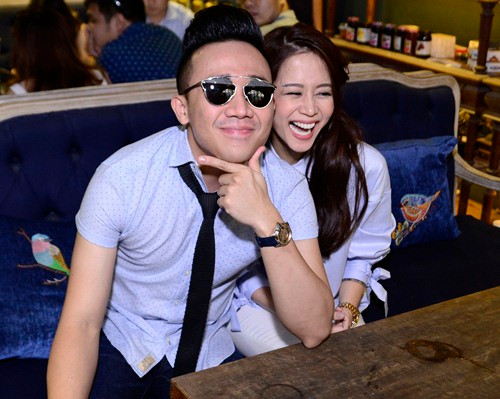 Cũng trong năm 2016, An Nguy có một bước tiến mới khi lấn sân dần sang nghiệp diễn xuất và bộ phim đầu tay của cô nàng này đó là "Chờ em đến ngày mai" tham gia với Trấn Thành và Will.