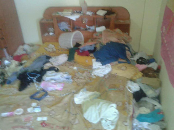 Còn về phía chủ nhà trọ, cho biết lúc này đây ông chỉ muốn cô gái nhanh chóng rời khỏi chỗ thuê của nhà mình vì không muốn chứng kiến cảnh tượng kinh hoàng như vậy thêm lần nào nữa.