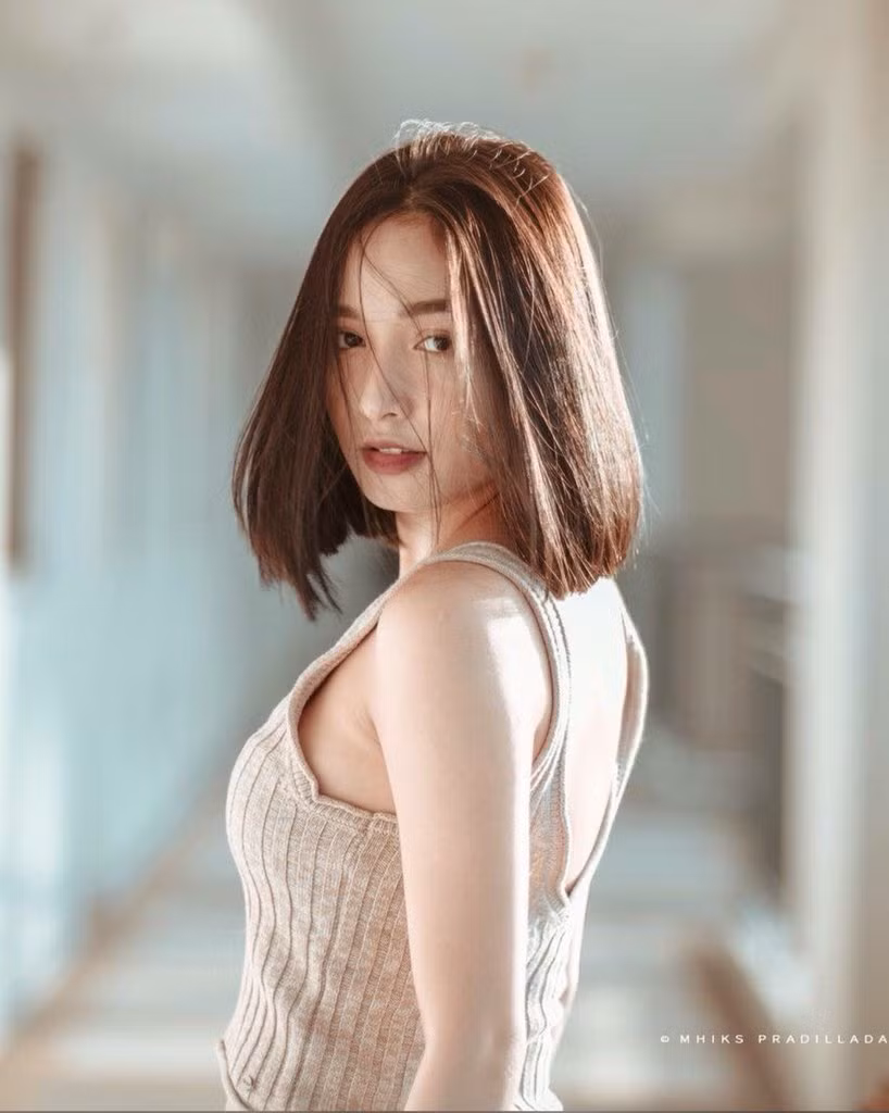 Trong tương lai, Sachzna cũng có ý định lấn sân sang lĩnh vực diễn xuất. Trang The Coverage từng bình chọn cô là hot girl có ảnh hưởng nhất tại Malaysia năm 2016.