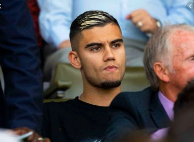 Chuyển nhượng bóng đá từ Marca, Andreas Pereira bất ngờ xuất hiện trên khán đài sân Celtic Park và đây là điểm đến của "phù thủy" trẻ này.