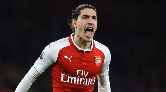 Chuyển nhượng cầu thủ từ Mirror, Jose Mourinho đang rất mong muốn đưa về M.U hậu vệ Hector Bellerin từ Arsenal. Ảnh: Mirror