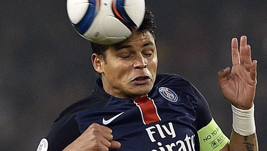 Thiago Silva của CLB PSG đã có một mùa giải thành công khi trung vệ này giành được danh hiệu thứ tư trong 5 năm gần nhất của mình tại PSG. Tuy nhiên, Silva cùng với Brazil trải qua một Copa America rất thất vọng khi trắng tay về nước.