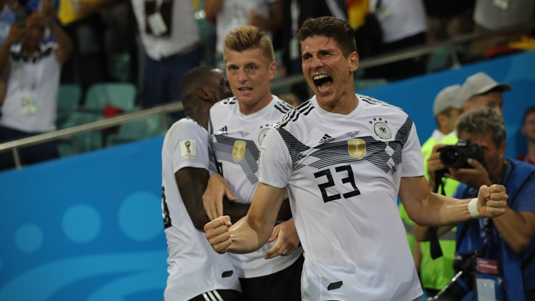 Duc 2-1 Thuy Dien: “Co xe tang” ban phat dan cuoi thanh cong-Hinh-9