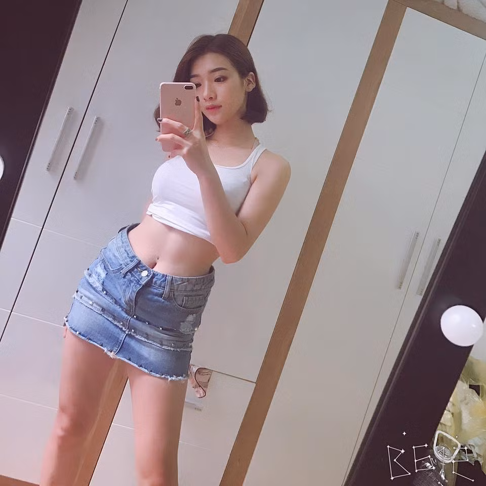 Tập tọe kinh doanh, Hải Anh cũng phải công nhận rằng khi mới khởi đầu mình khá may mắn và chưa gặp biến cố khó khăn gì quá lớn. Tuy nhiên, mệt nhất vẫn là khi đi ship hàng xa, cảm thấy con gái một thân một mình cũng hơi cực.