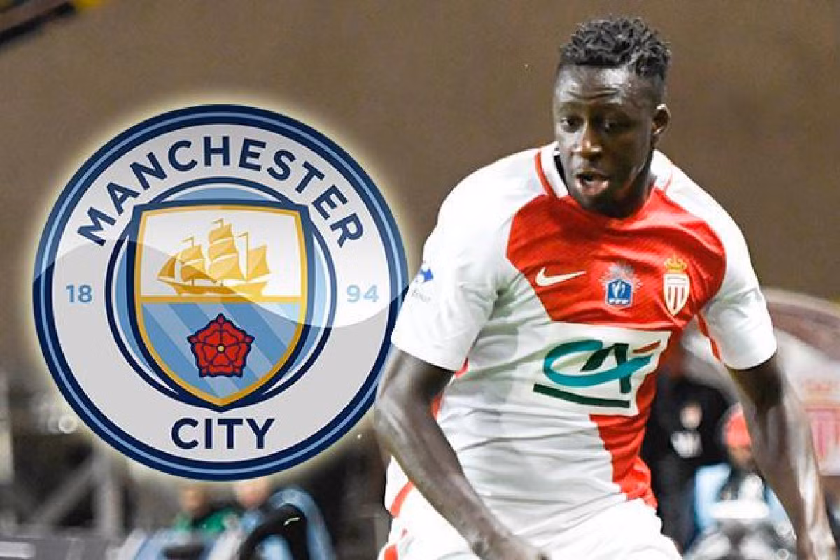 Monaco ra thêm yêu sách cho Man City vụ Mendy: Theo báo chí Pháp, AS Monaco đòi tới 50 triệu bảng (55 triệu euro) cho hậu vệ trái Benjamin Mendy, thay vì mức giá 40 triệu bảng như báo chí đồn đoán thời gian qua. CLB xứ Công quốc thậm chí có thể đòi thêm tiền trong điều khoản phụ.