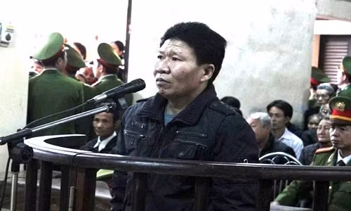 An chung than cho ke danh vo tu vong roi than nhien di ngu