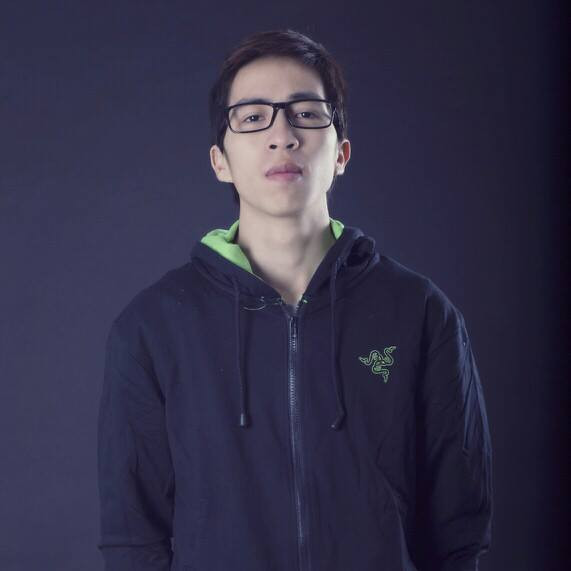 Kinh nghiệm, kỹ năng, sự am hiểu tường tận về LMHT cùng với giọng nói hài hước, hóm hỉnh khiến ViruSs được yêu mến qua những buổi Live Stream.