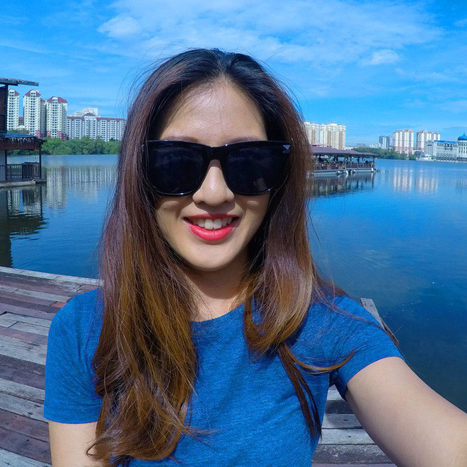 Đây là lần đầu tiên nữ tay đua Leona Chin đến Việt Nam, cô rất bất ngờ với giao thông của thủ đô và hy vọng sẽ có cơ hội quay lại ở một ngày không xa.